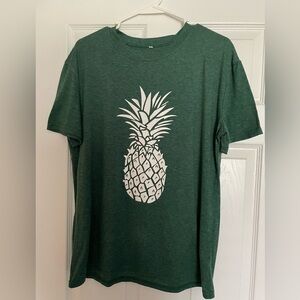 🍍🍍Pineapple Tee🍍🍍